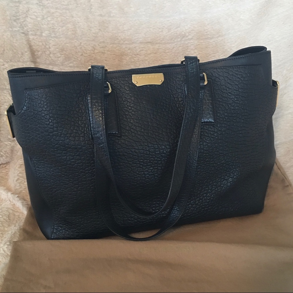 Burberry Clarborough Large Tote